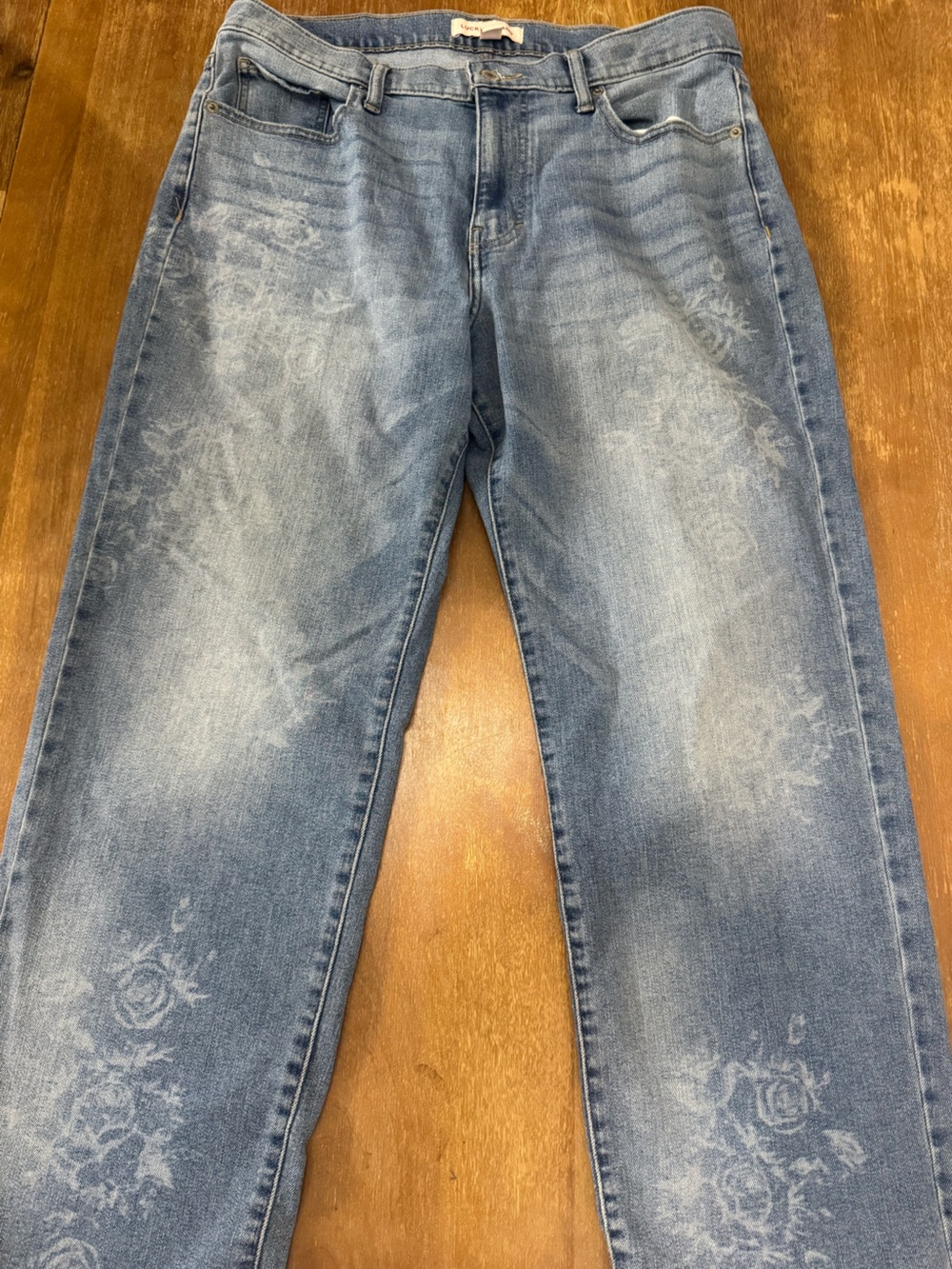 Lucky Brand Women's Light Blue Floral-Faded Ankle Jeans